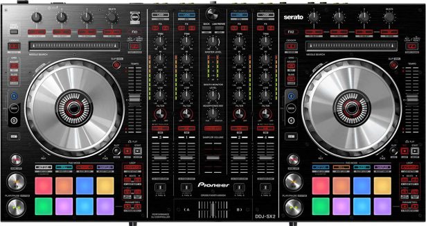 Pioneer console DJ SX2: il controller sotto i mille euro con le funzioni dedicate Serato Flip